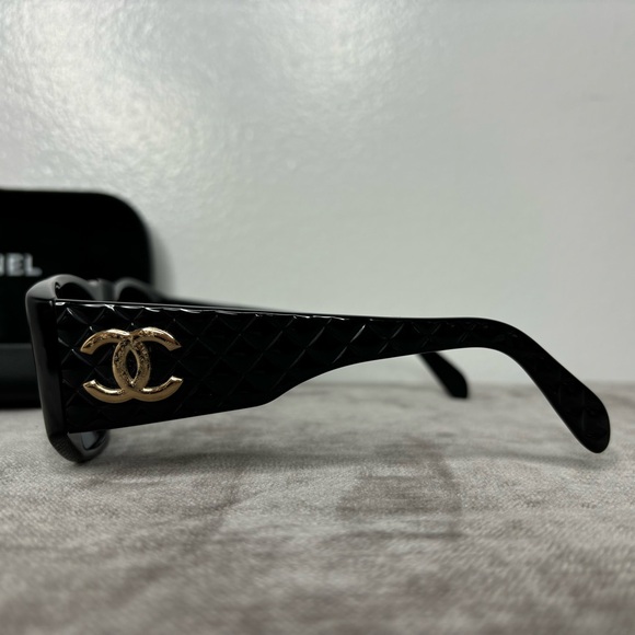Chanel Vintage Quilted Sunglasses - Picture 3 of 9